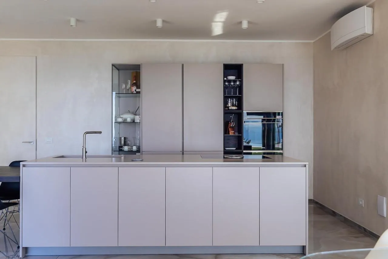Villa Sabrina Riviera Dei Fiori A Picco Sul Mare Con Piscina Privata ,Wellness & Spa Imperia