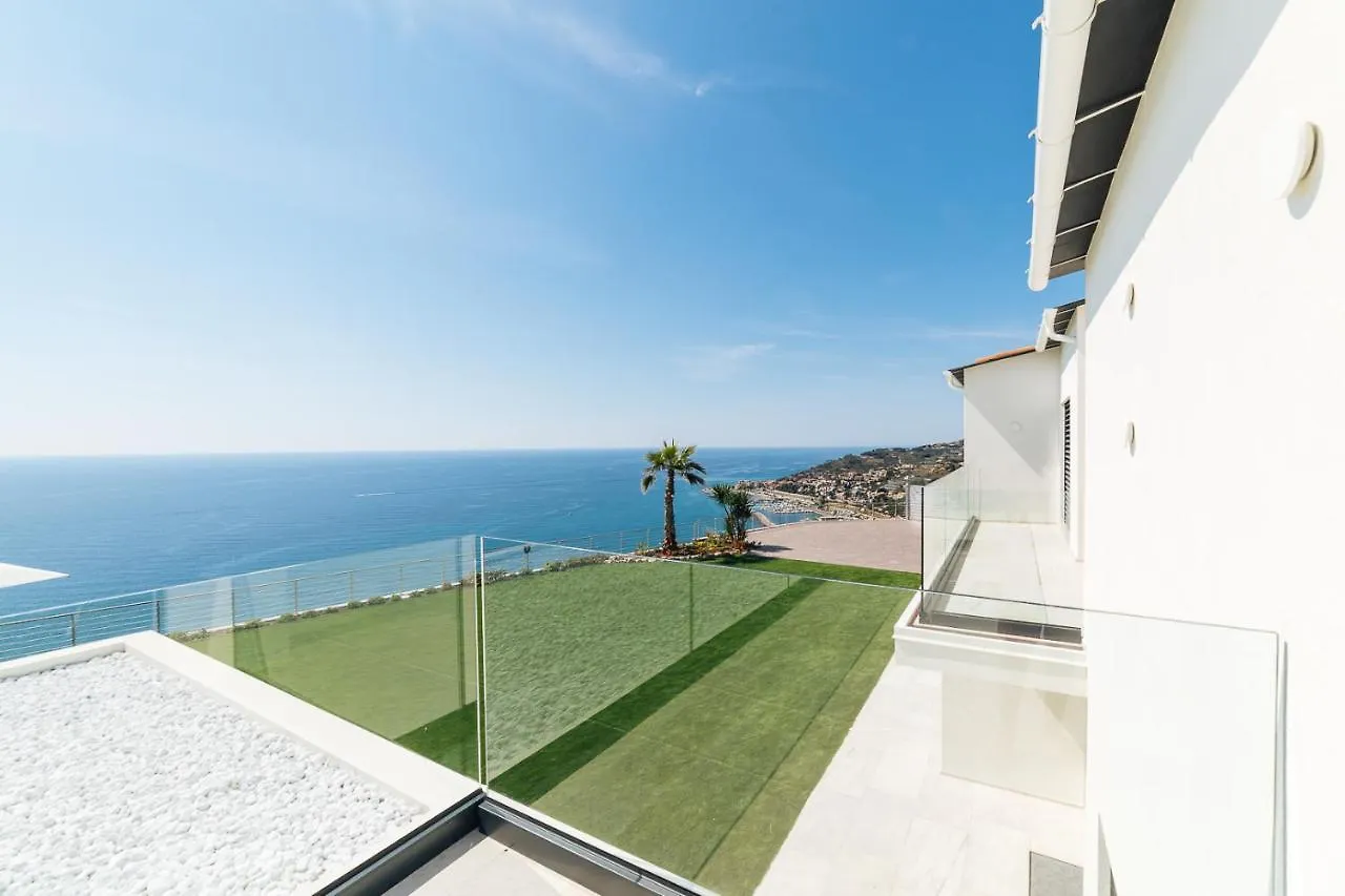Villa Sabrina Riviera Dei Fiori A Picco Sul Mare Con Piscina Privata ,Wellness & Spa Imperia