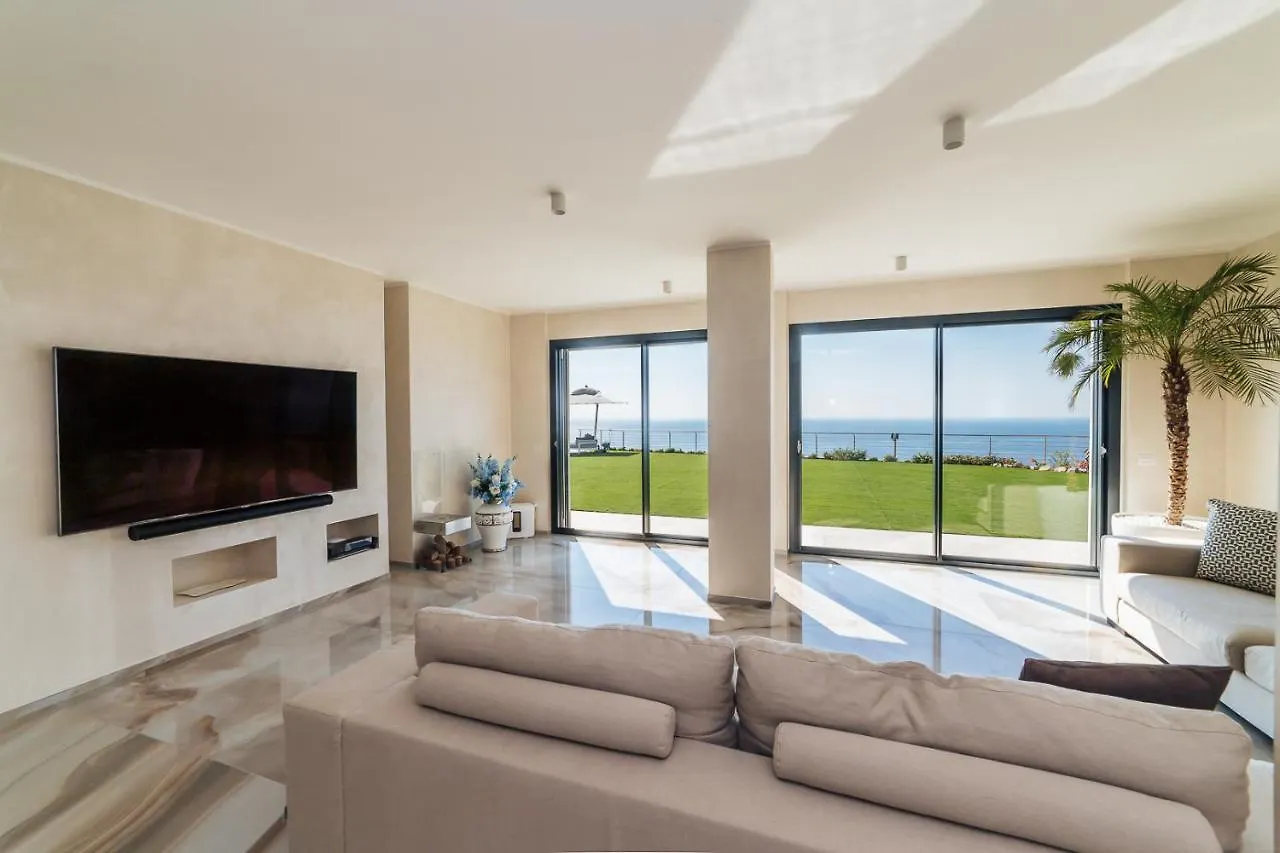 Villa Sabrina Riviera Dei Fiori A Picco Sul Mare Con Piscina Privata ,Wellness & Spa Imperia 0*,  Italië