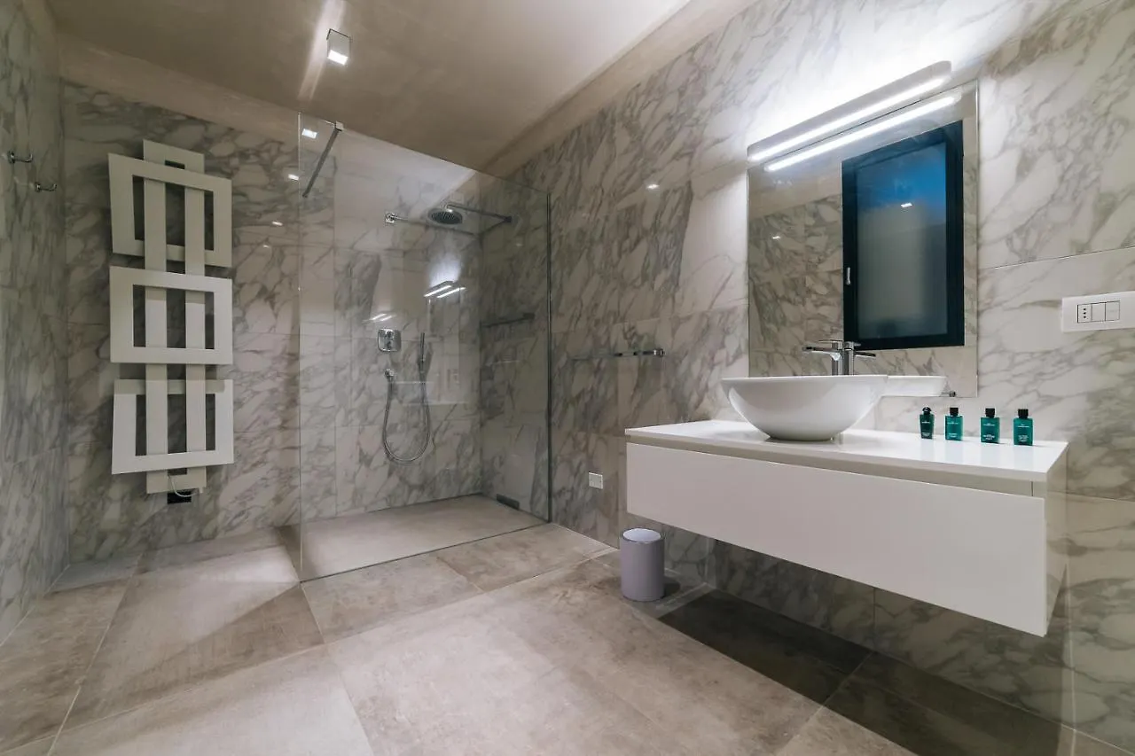 Villa Sabrina Riviera Dei Fiori A Picco Sul Mare Con Piscina Privata ,Wellness & Spa Imperia