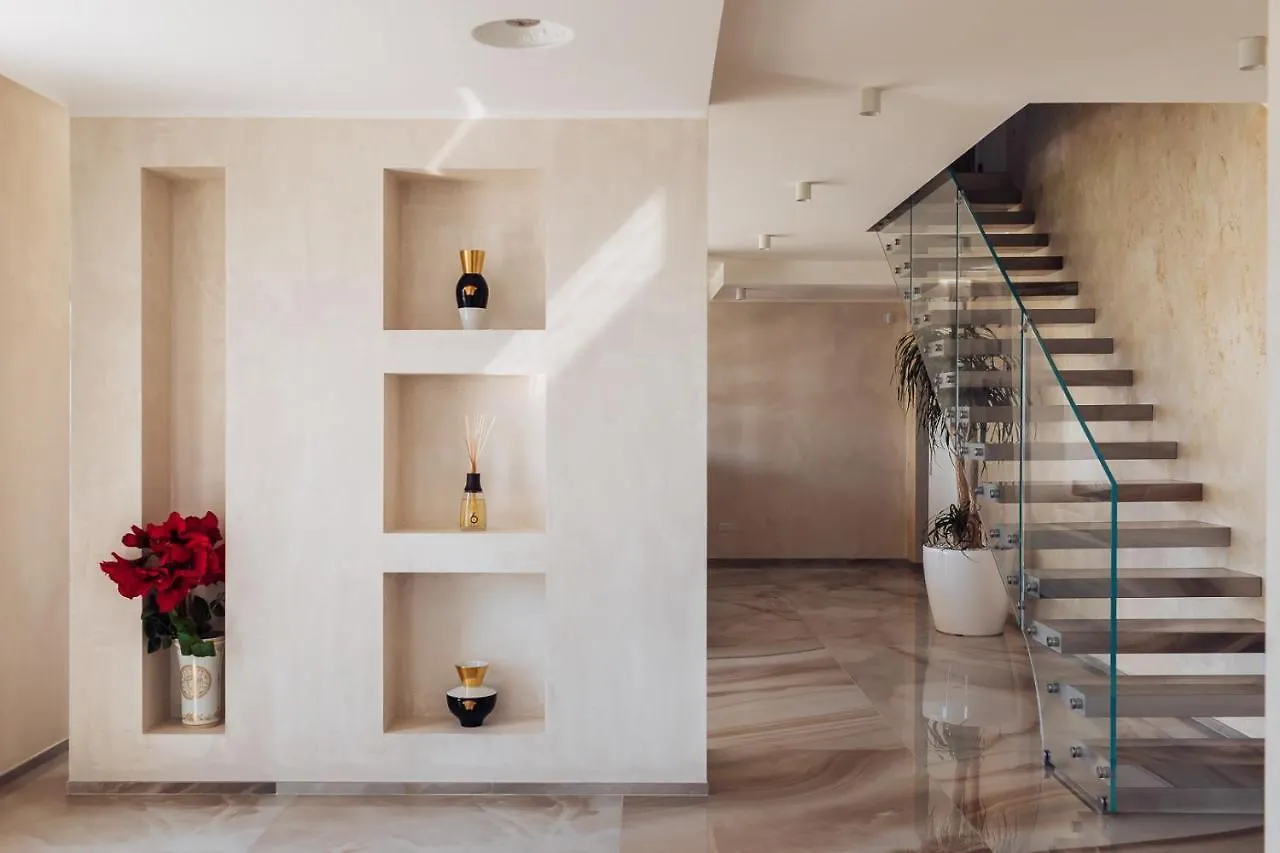 Villa Sabrina Riviera Dei Fiori A Picco Sul Mare Con Piscina Privata ,Wellness & Spa Imperia