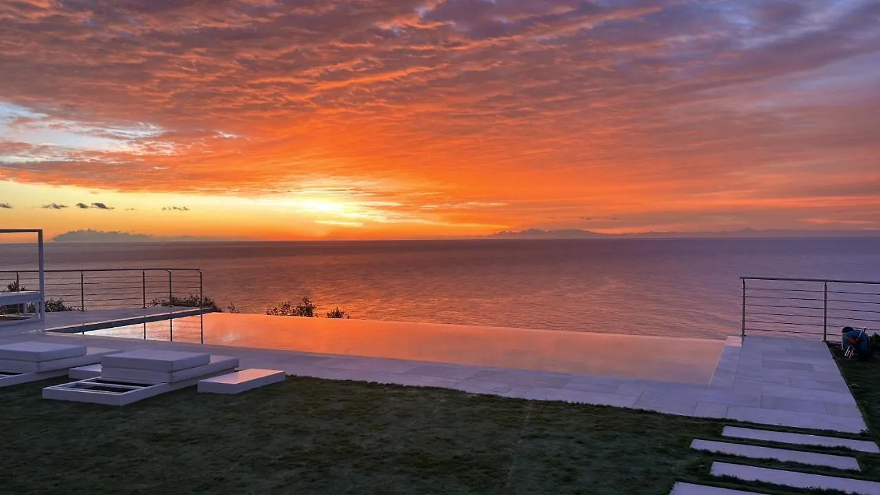Villa Sabrina Riviera Dei Fiori A Picco Sul Mare Con Piscina Privata ,Wellness & Spa Imperia