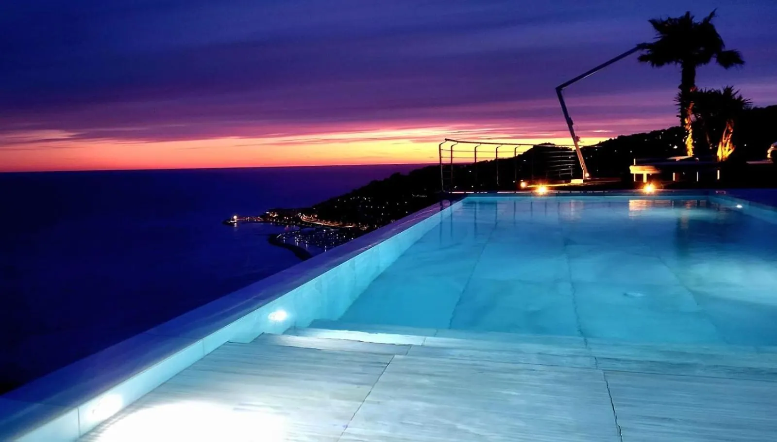 Villa Sabrina Riviera Dei Fiori A Picco Sul Mare Con Piscina Privata ,Wellness & Spa Imperia İtalya