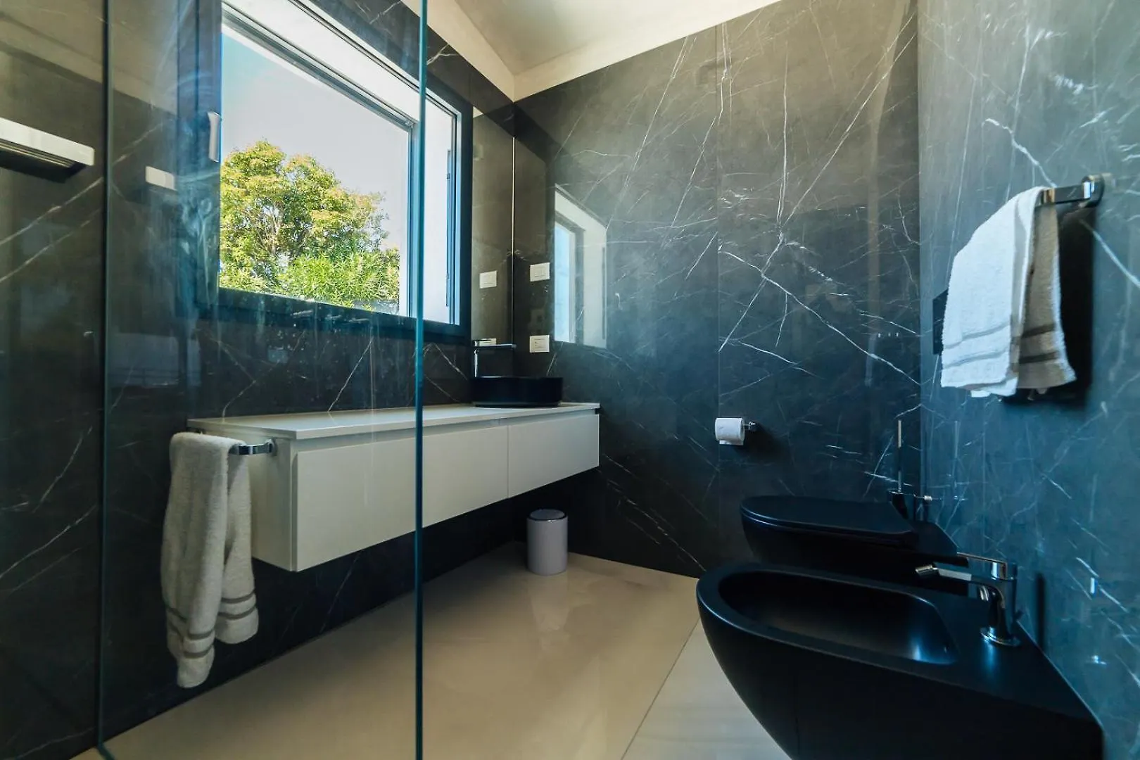 Villa Sabrina Riviera Dei Fiori A Picco Sul Mare Con Piscina Privata ,Wellness & Spa Imperia